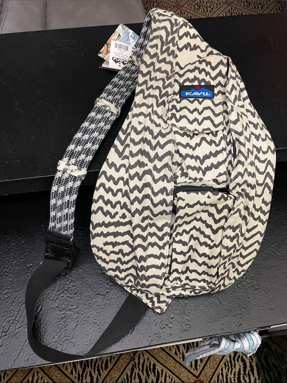Kavu Beige and Black Zigzag Sling Bag Unisex NWT